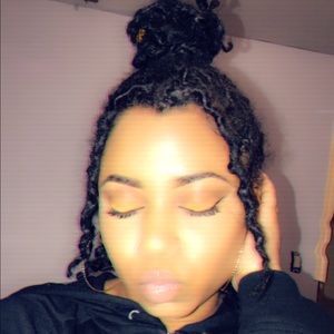 Meet your Posher, Jalisa